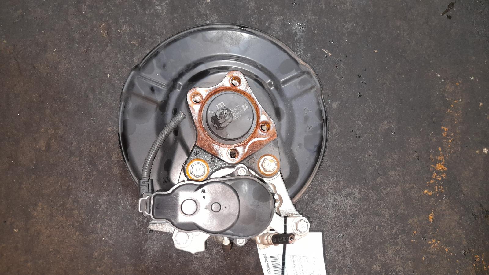 View Auto part Right Rear Hub Assembly Toyota Yaris Cross 2023