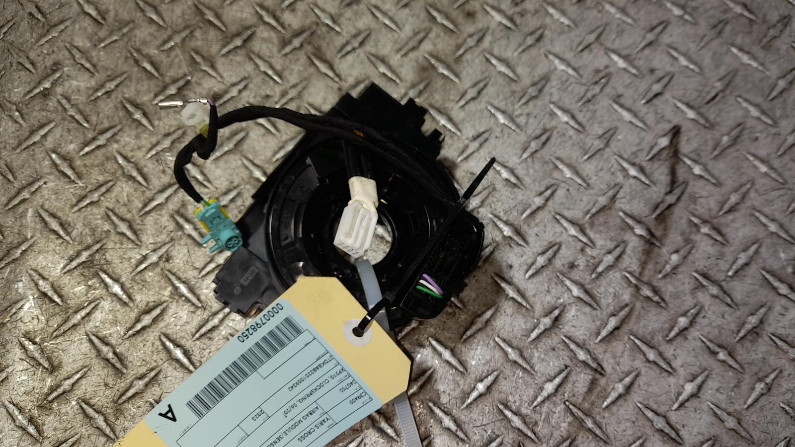 View Auto part Airbag Module/Sensor Toyota Yaris Cross 2023