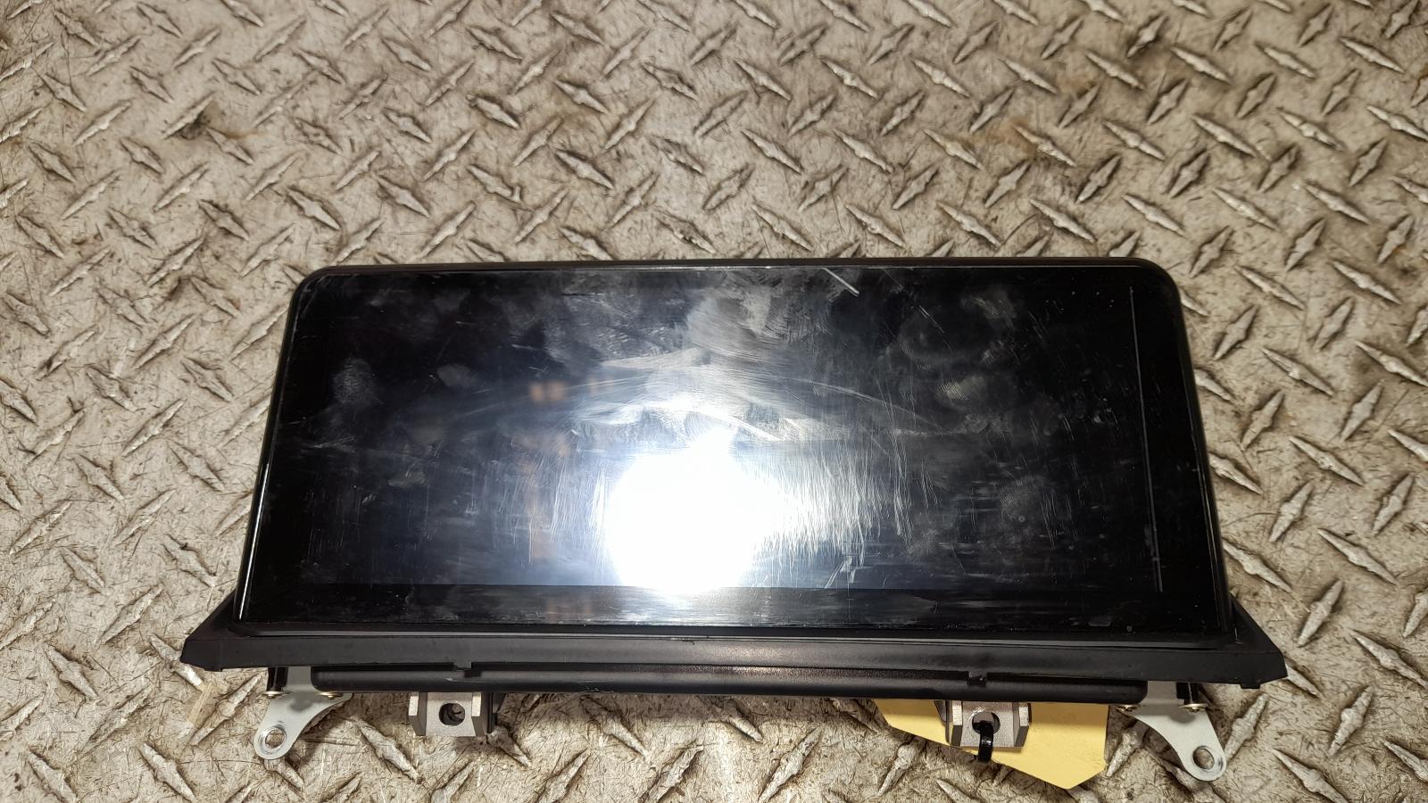 View Auto part Radio/Cd/Dvd/Sat/Tv Bmw X5 2012