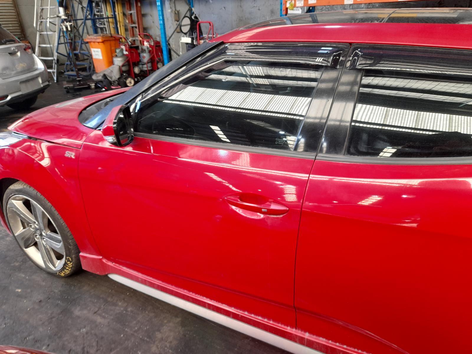 View Auto part Left Front Door Hyundai Veloster 2013