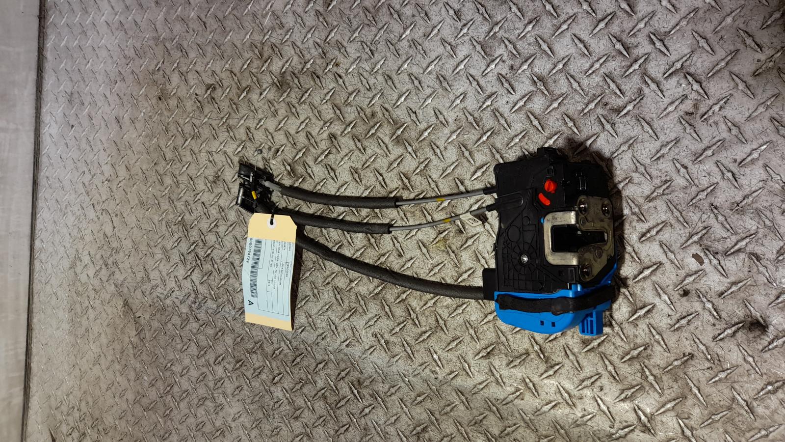 View Auto part Door/Boot/Gate Lock Hyundai Veloster 2013