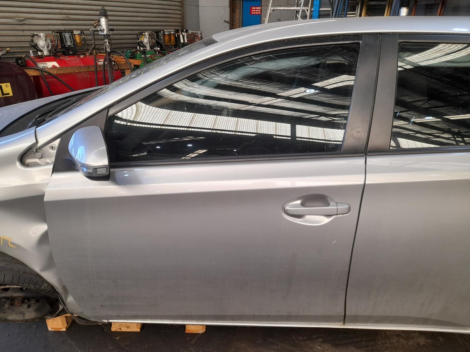 View Auto part Left Front Door Window Toyota Corolla 2018