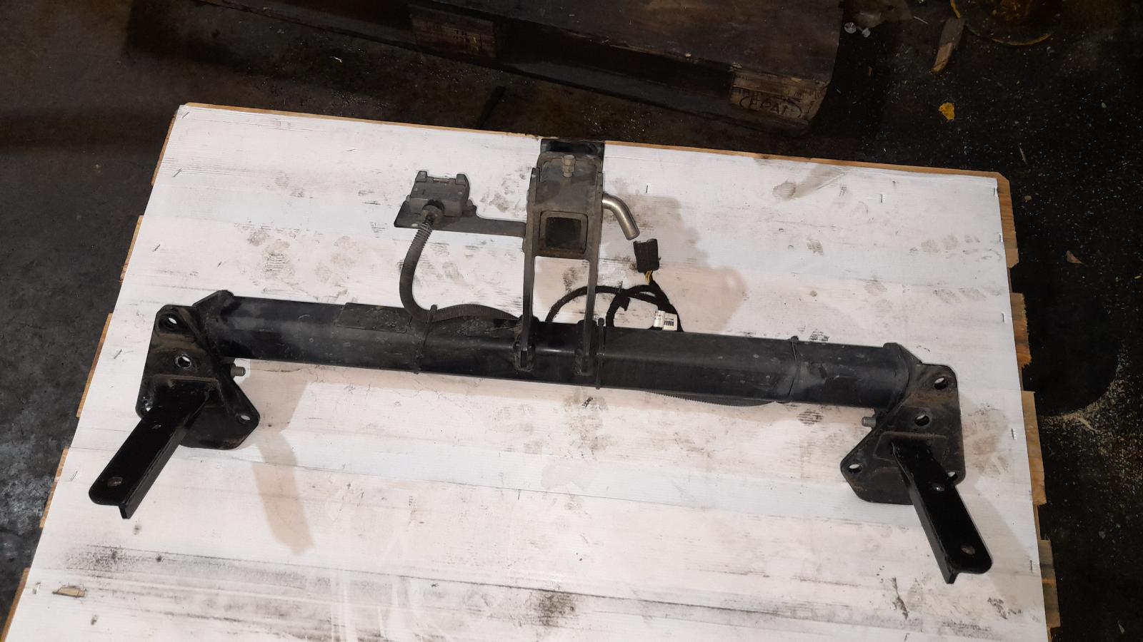 View Auto part Towbar Subaru Xv 2014