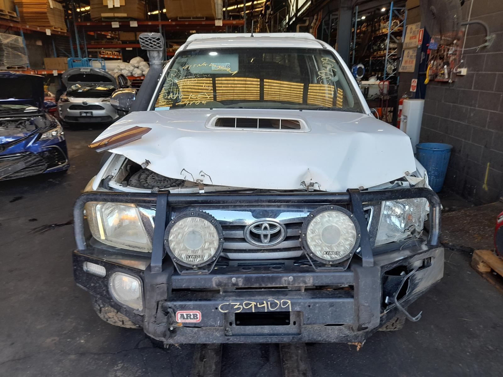 View Auto part Trans/Gearbox Toyota Hilux 2014