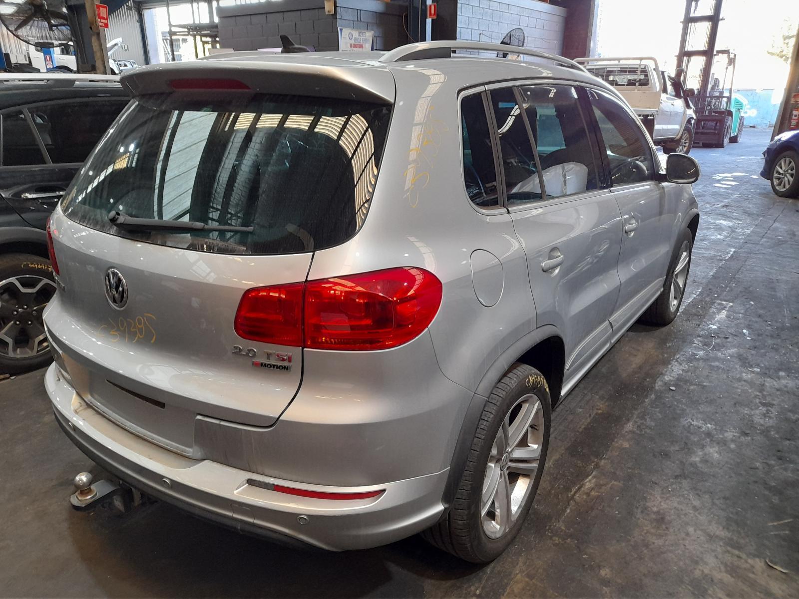 View Auto part Trans/Gearbox Volkswagen Tiguan 2015