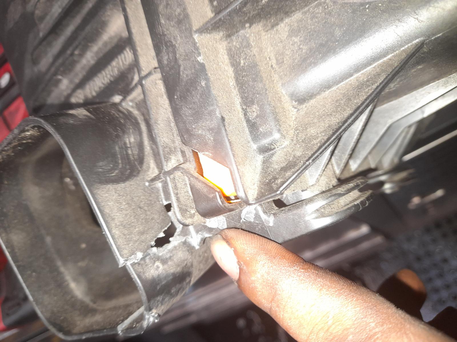 View Auto part Air Cleaner/Box Toyota Camry 2023