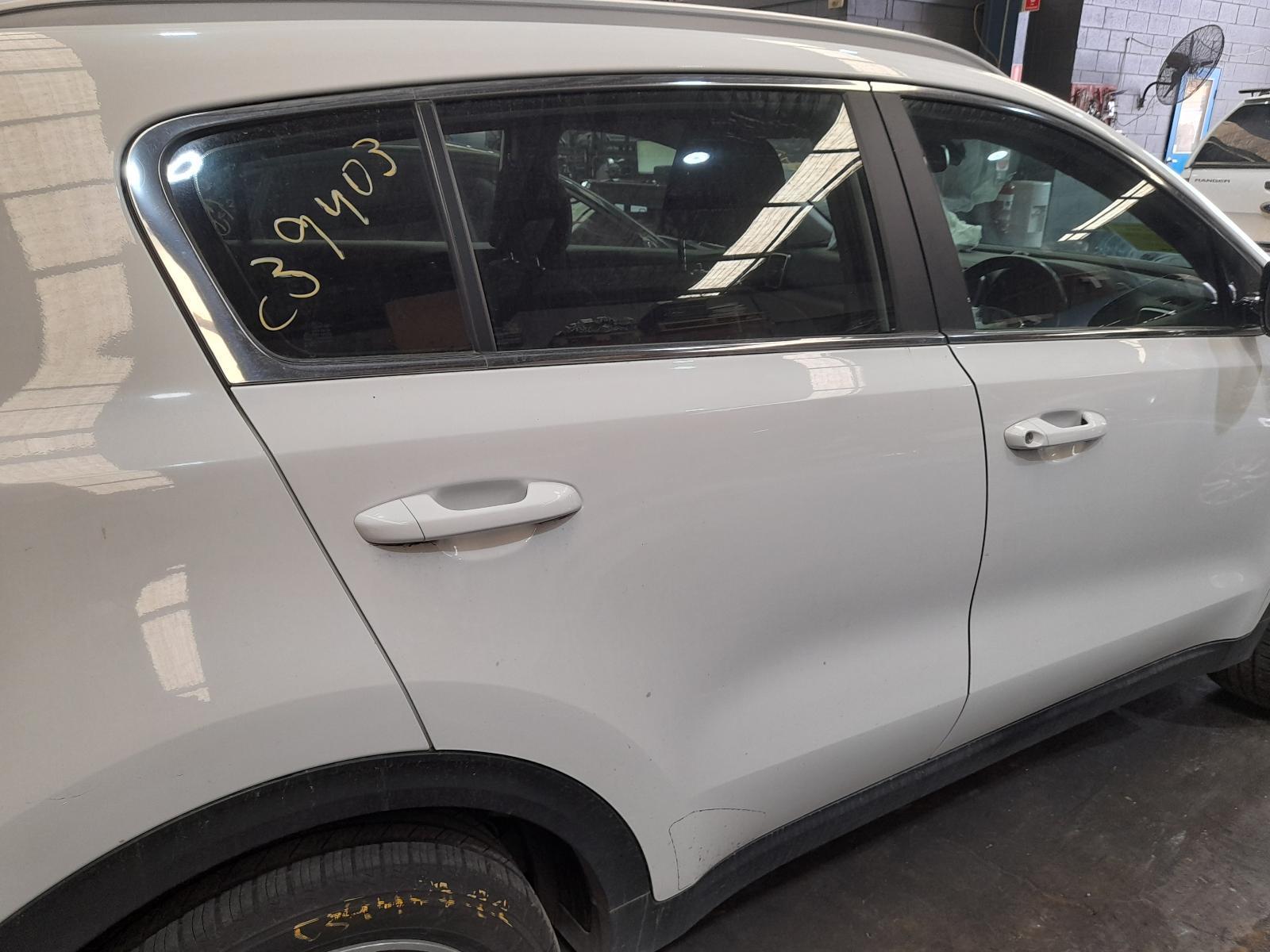 View Auto part Right Rear Door Sliding Kia Sportage 2021