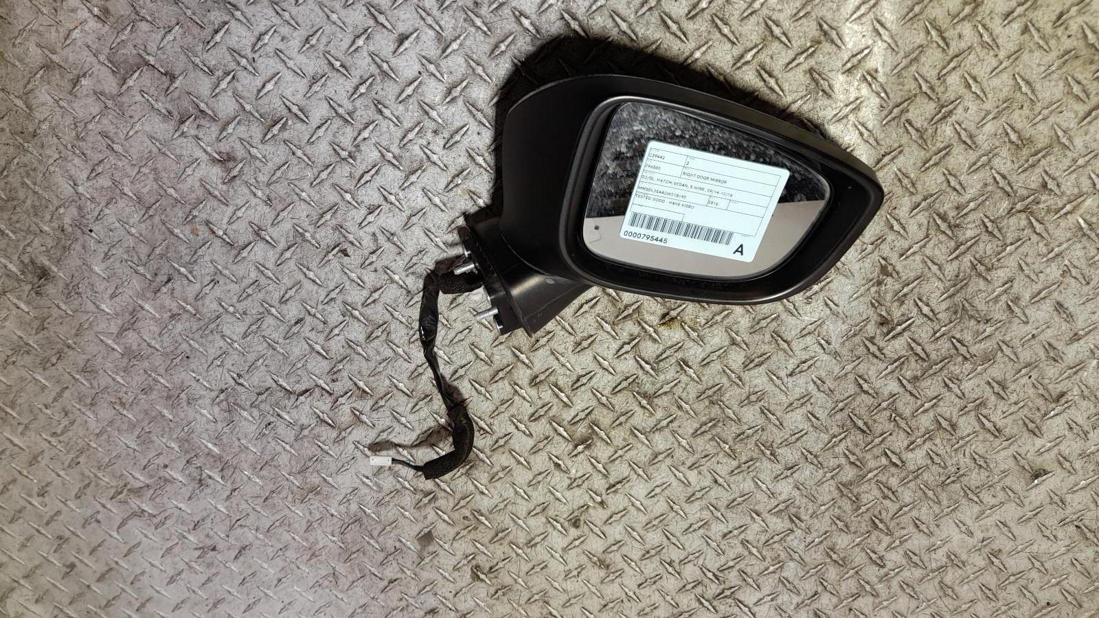View Auto part Right Door Mirror Mazda 2 2016