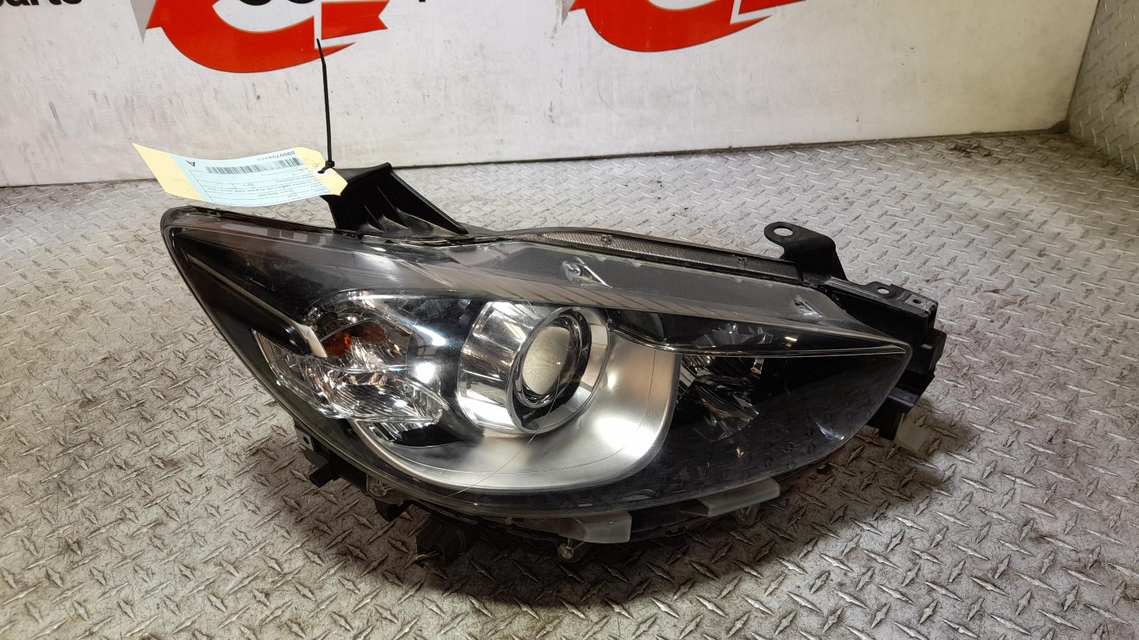 View Auto part Right Headlamp Mazda Cx5 2014