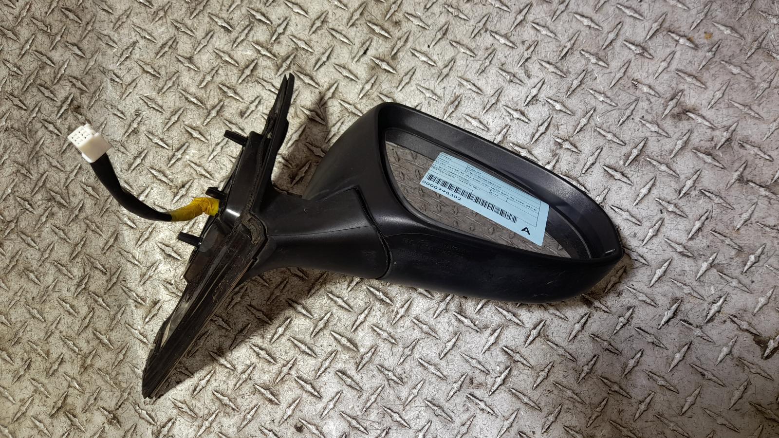 View Auto part Right Door Mirror Toyota Camry 2016