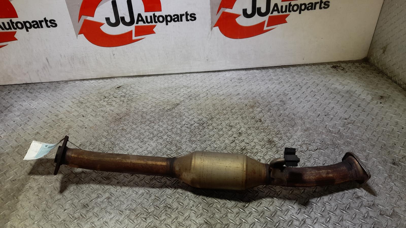 View Auto part Catalytic Converter Toyota Hiace 2011