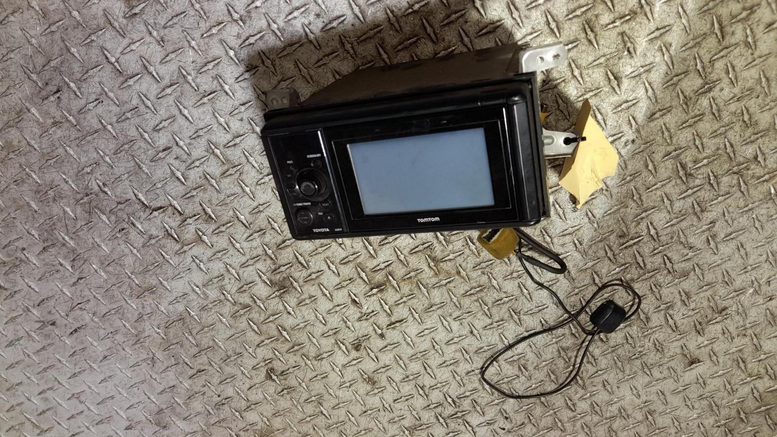 View Auto part Radio/Cd/Dvd/Sat/Tv Toyota Hiace 2011