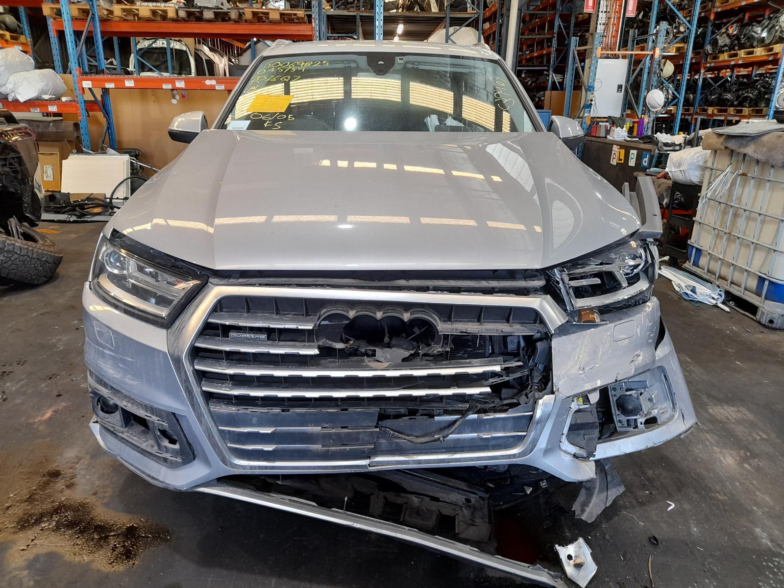 View Auto part Bonnet Audi Q7 2016