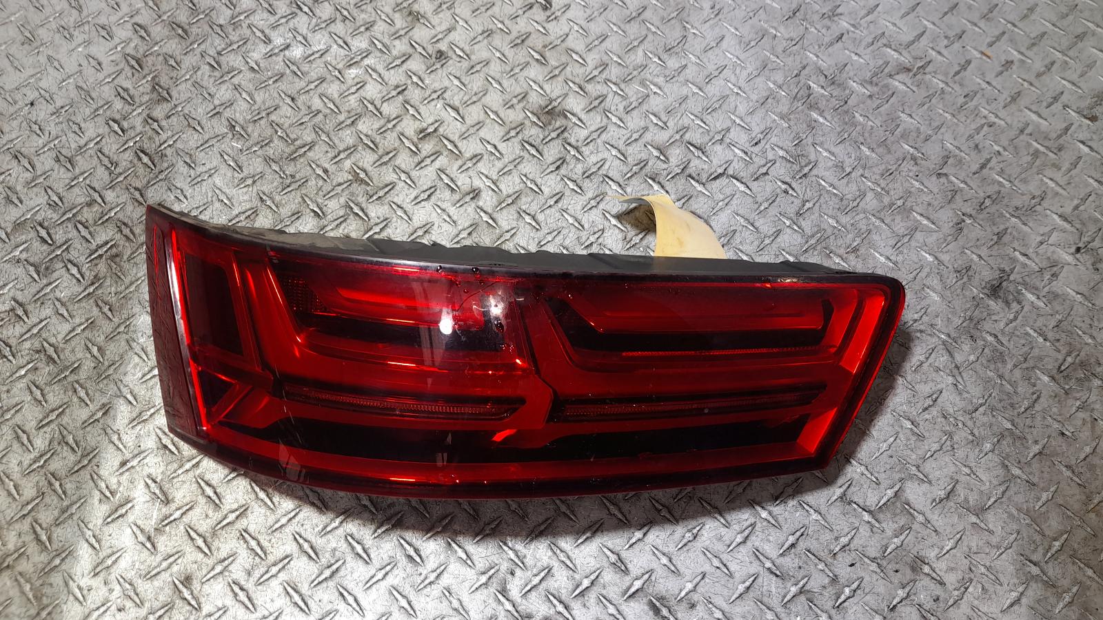 View Auto part Left Taillight Audi Q7 2016