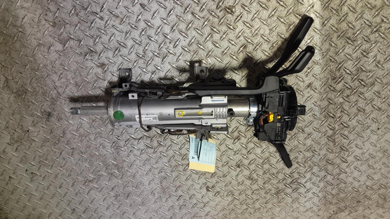 View Auto part Steering Column Audi Q7 2016