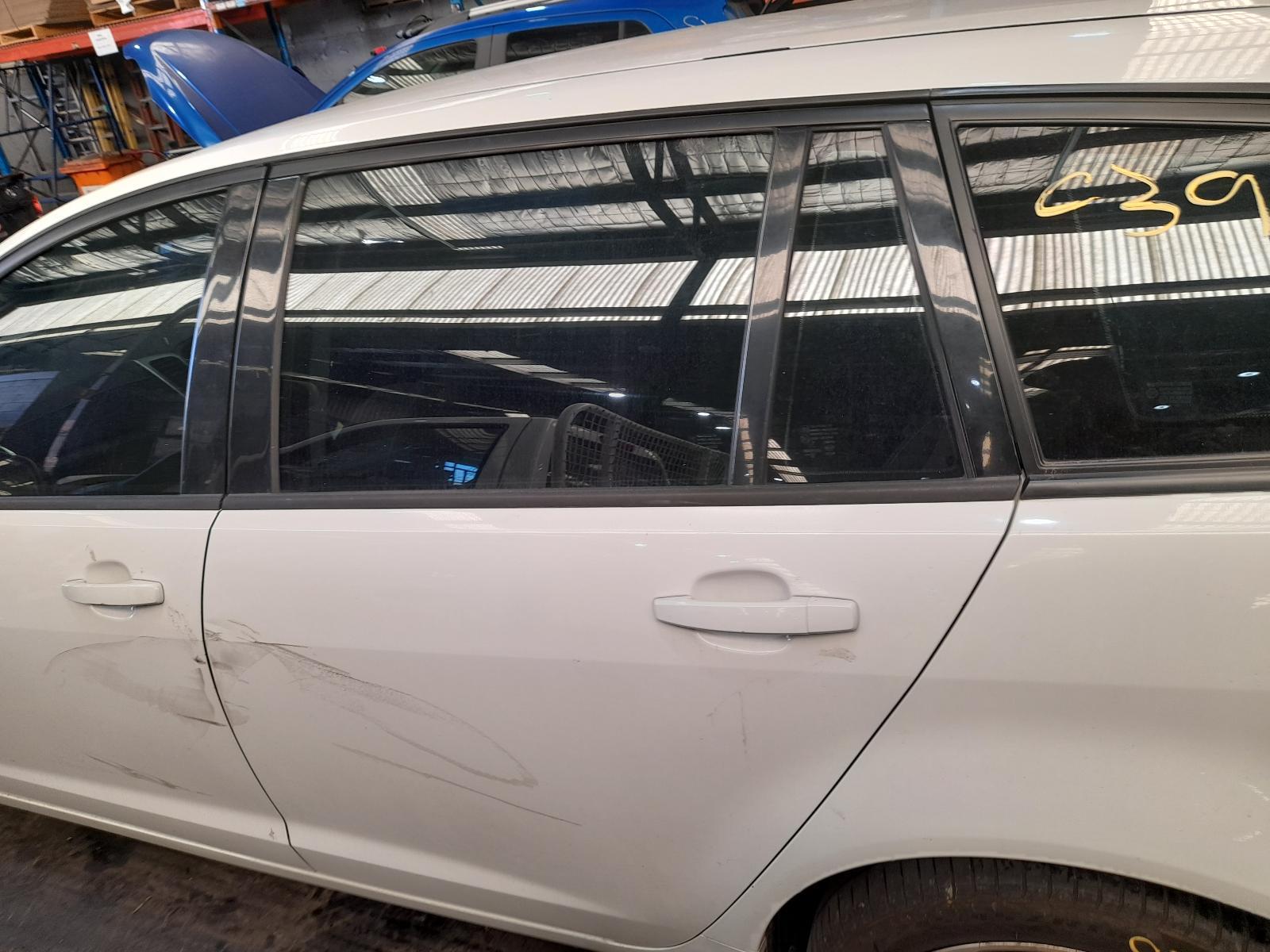View Auto part Left Rear Side Glass Holden Commodore 2014