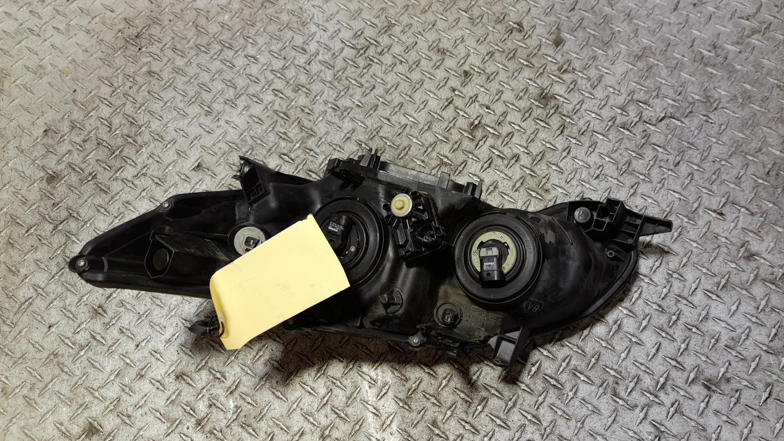 View Auto part Right Headlamp Toyota Corolla 2012