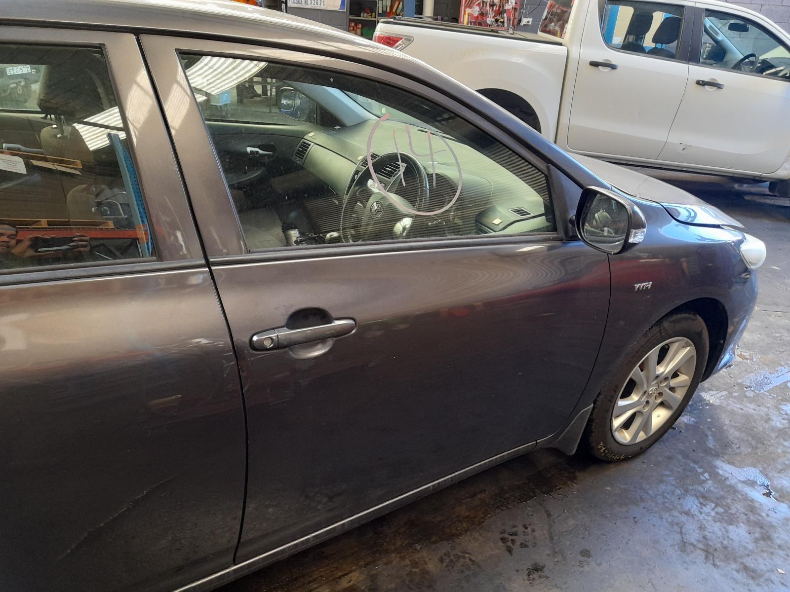 View Auto part Right Front Window Reg/Motor Toyota Corolla 2012