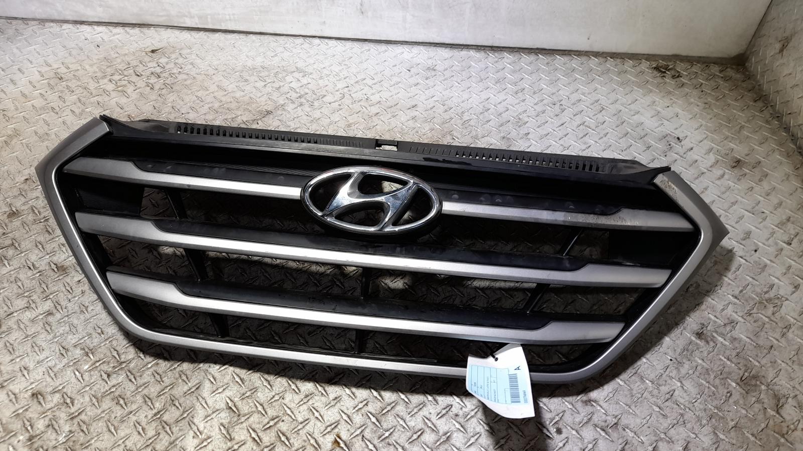 View Auto part Grille Hyundai Tucson 2017