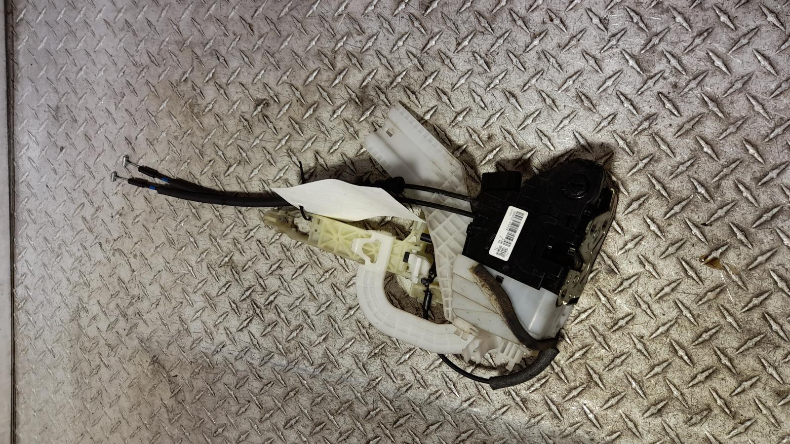 View Auto part Door/Boot/Gate Lock Hyundai Tucson 2017