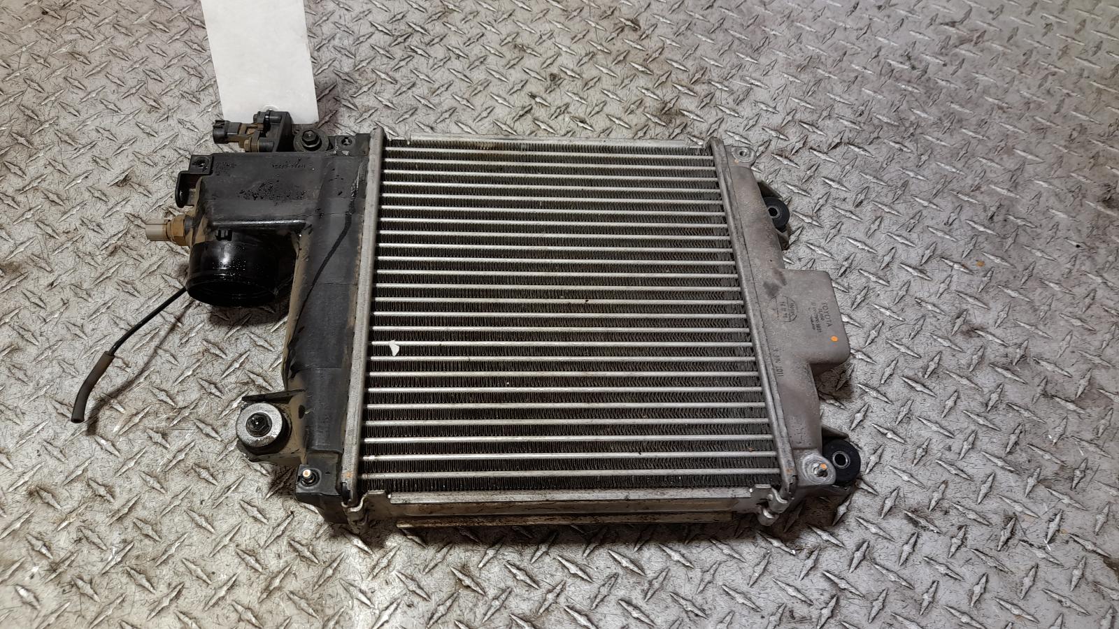 View Auto part Intercooler Toyota Hilux 2011