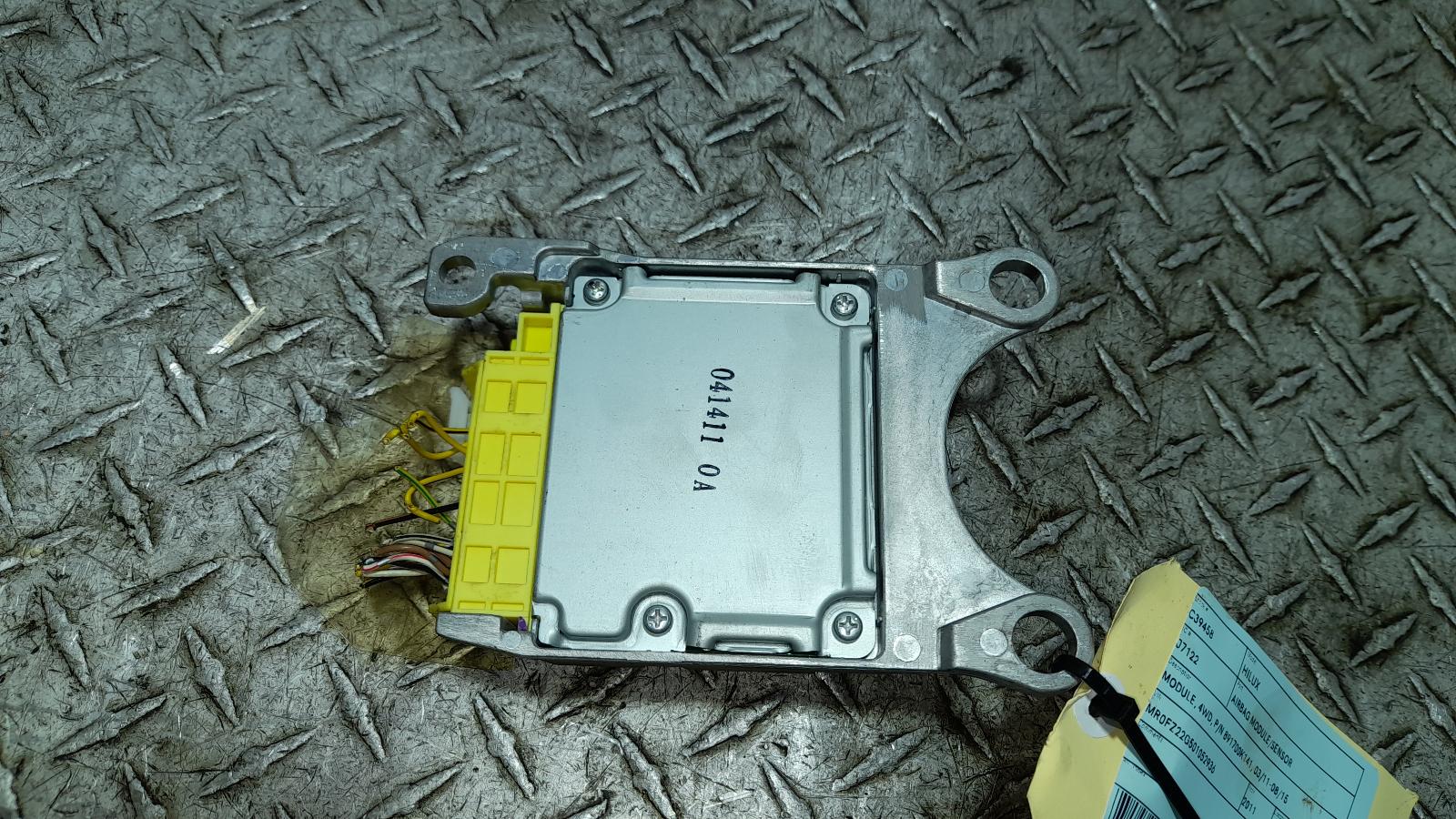 View Auto part Airbag Module/Sensor Toyota Hilux 2011