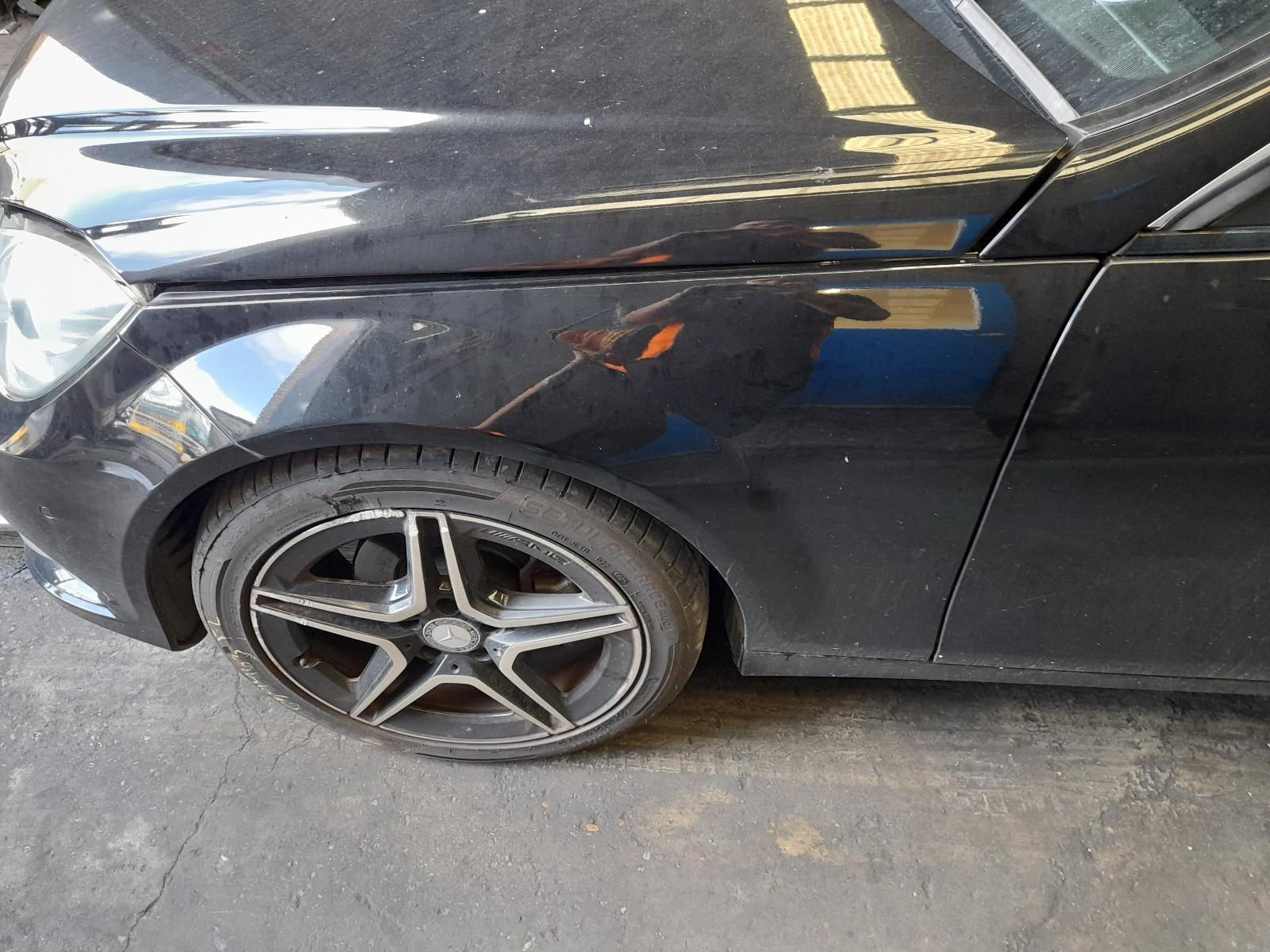 View Auto part Left Guard Mercedes C Class 2013