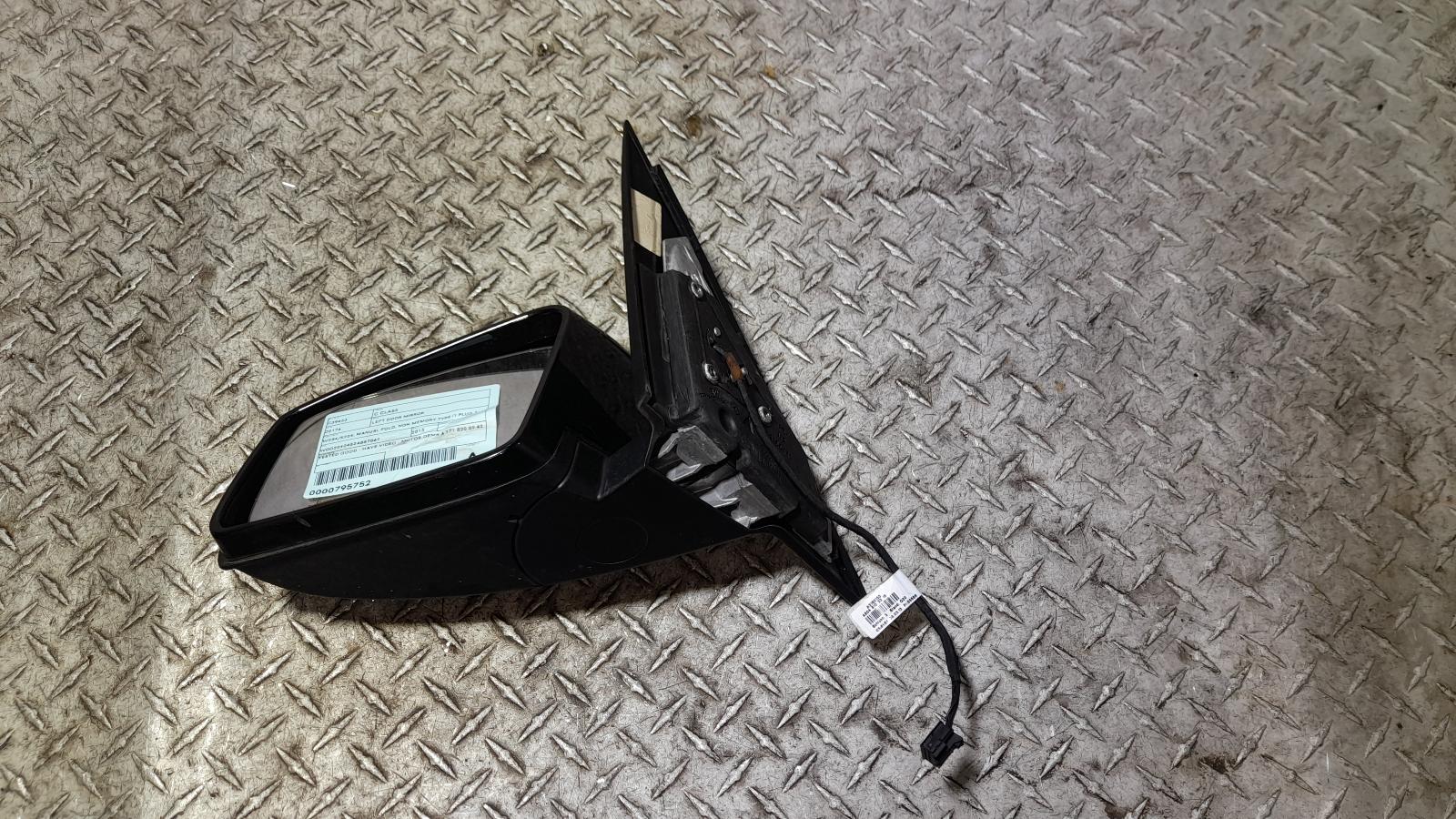 View Auto part Left Door Mirror Mercedes C Class 2013