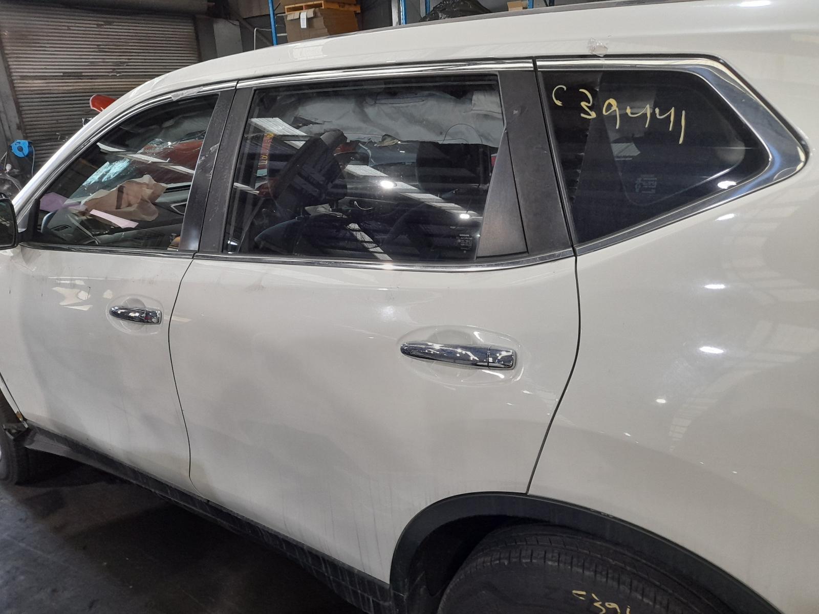 View Auto part Left Rear Door Window Nissan Xtrail 2016