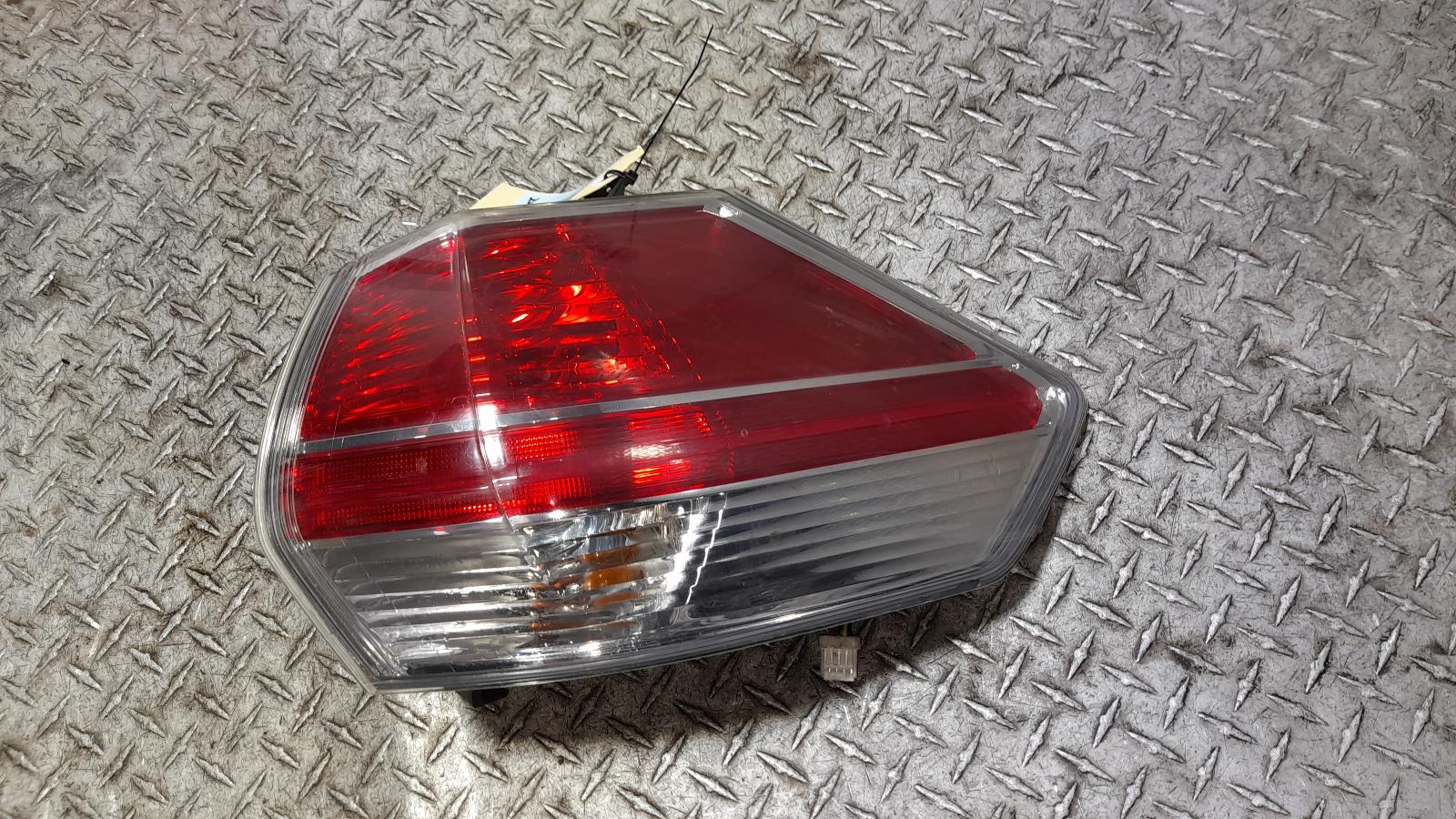 View Auto part Right Taillight Nissan Xtrail 2016
