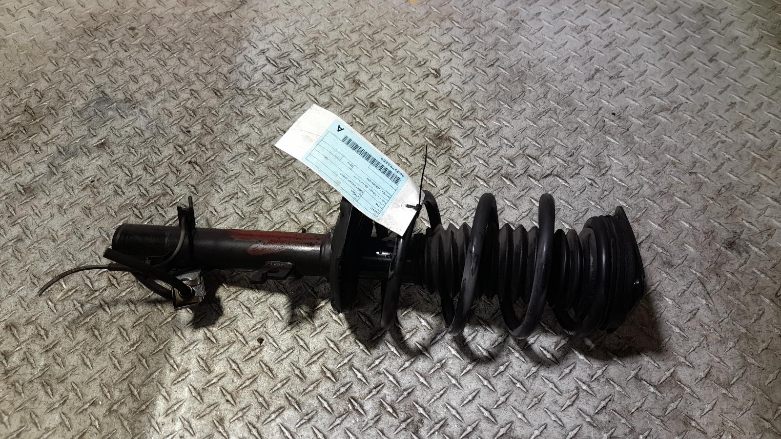 View Auto part Right Front Strut Nissan Xtrail 2016