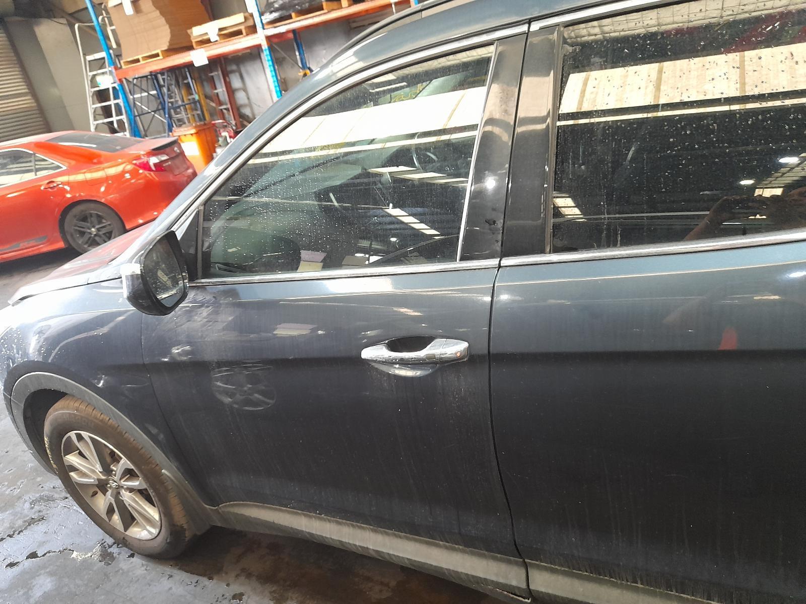 View Auto part Left Front Door Window Hyundai Santa Fe 2012
