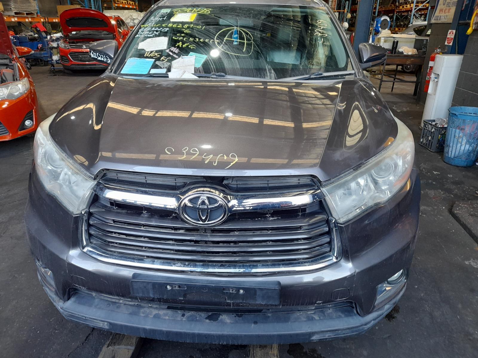 View Auto part Bonnet Toyota Kluger 2015