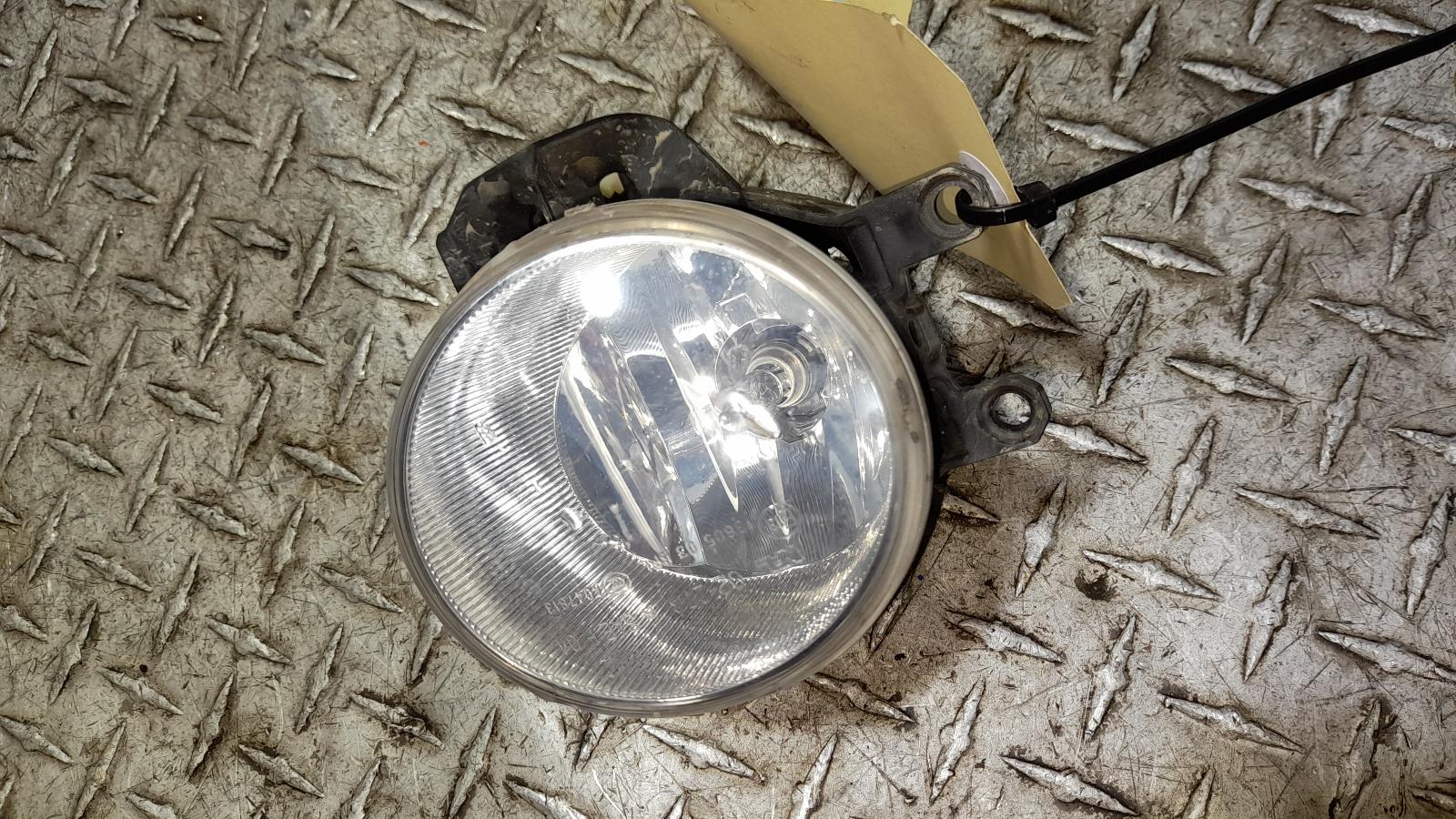 View Auto part Right Indicator/Fog/Side Toyota Kluger 2015