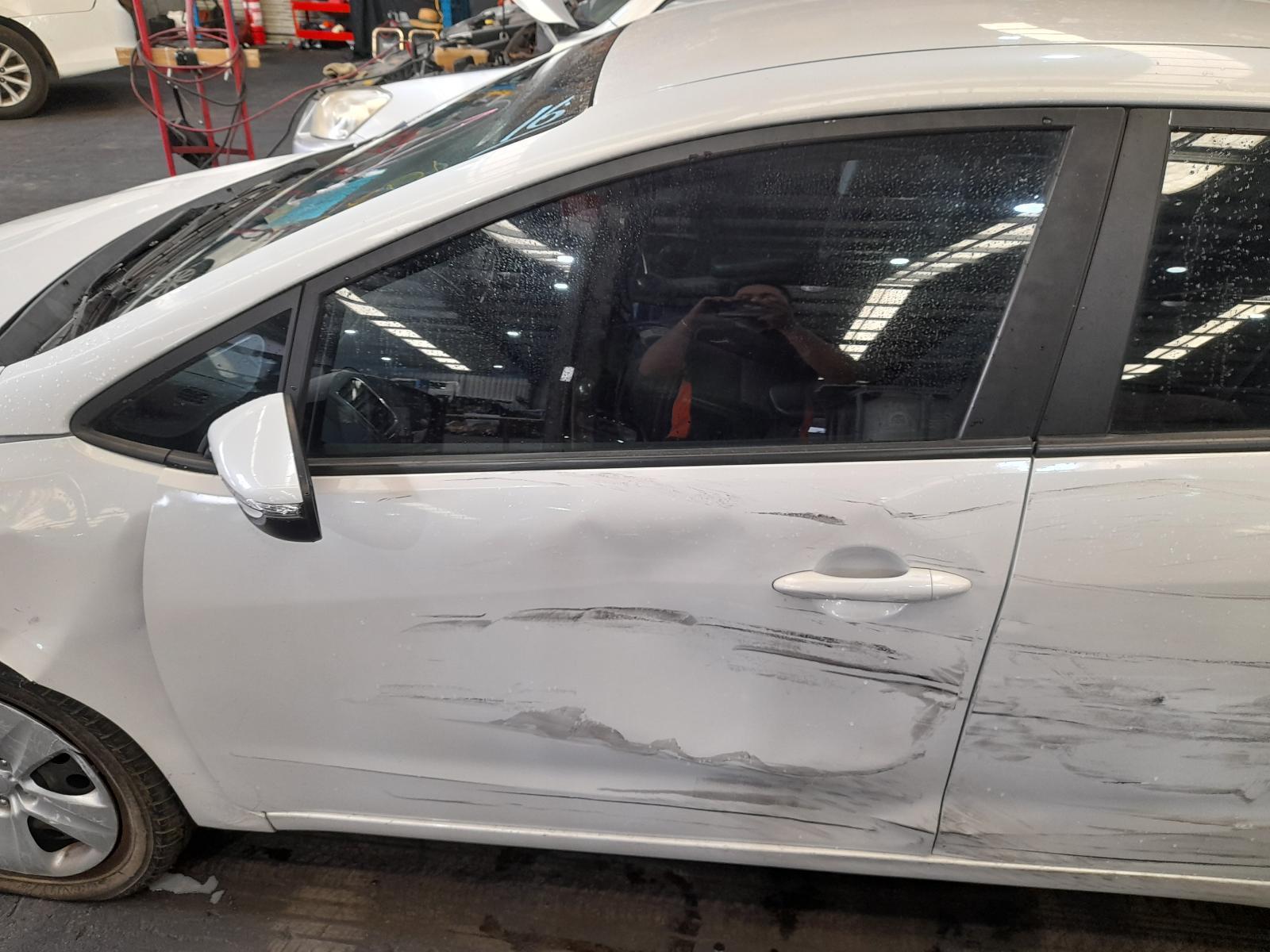 View Auto part Left Front Window Reg/Motor Kia Cerato 2016