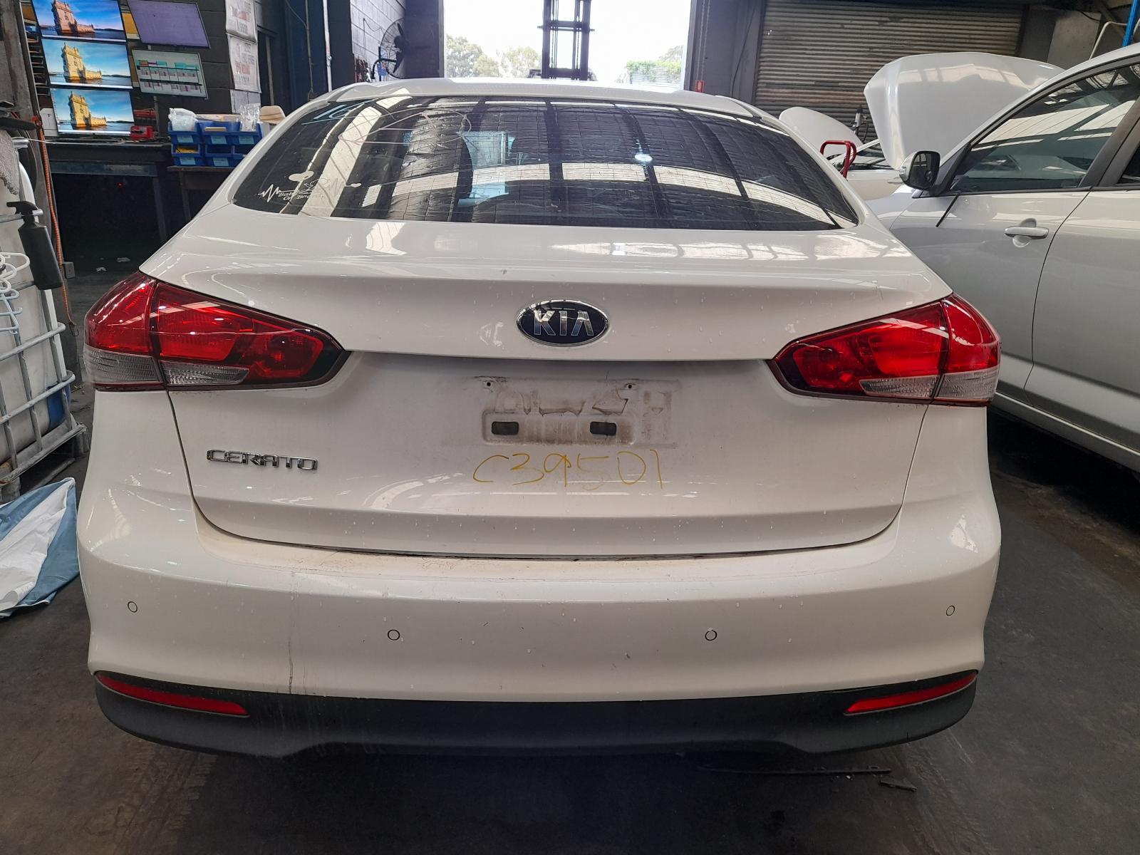 View Auto part Bootlid/Tailgate Kia Cerato 2016