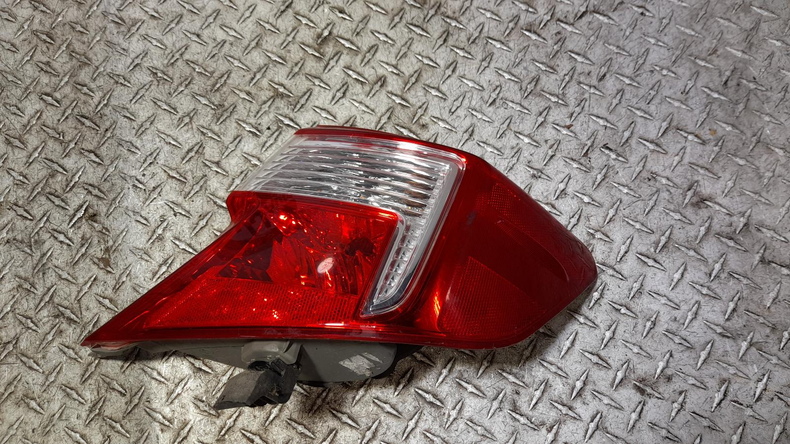 View Auto part Right Taillight Toyota Camry 2013