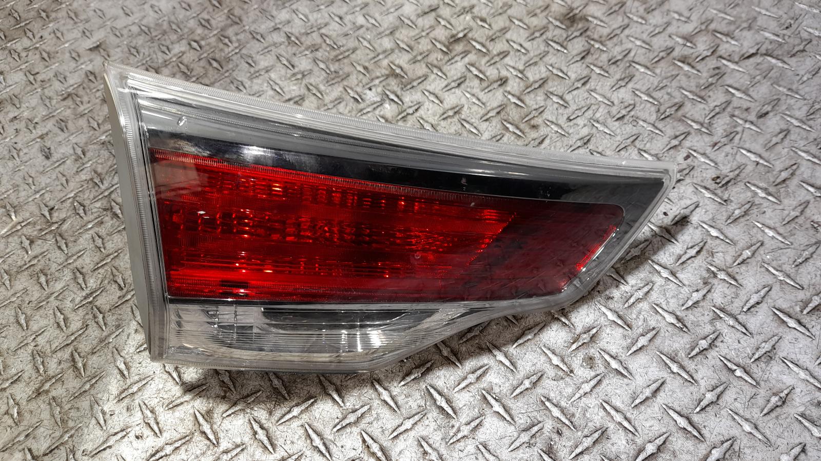View Auto part Rear Garnish Toyota Kluger 2015