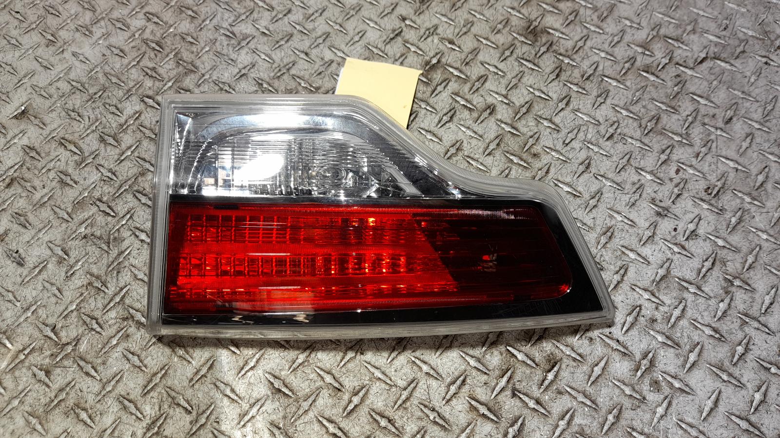 View Auto part Rear Garnish Toyota Kluger 2015