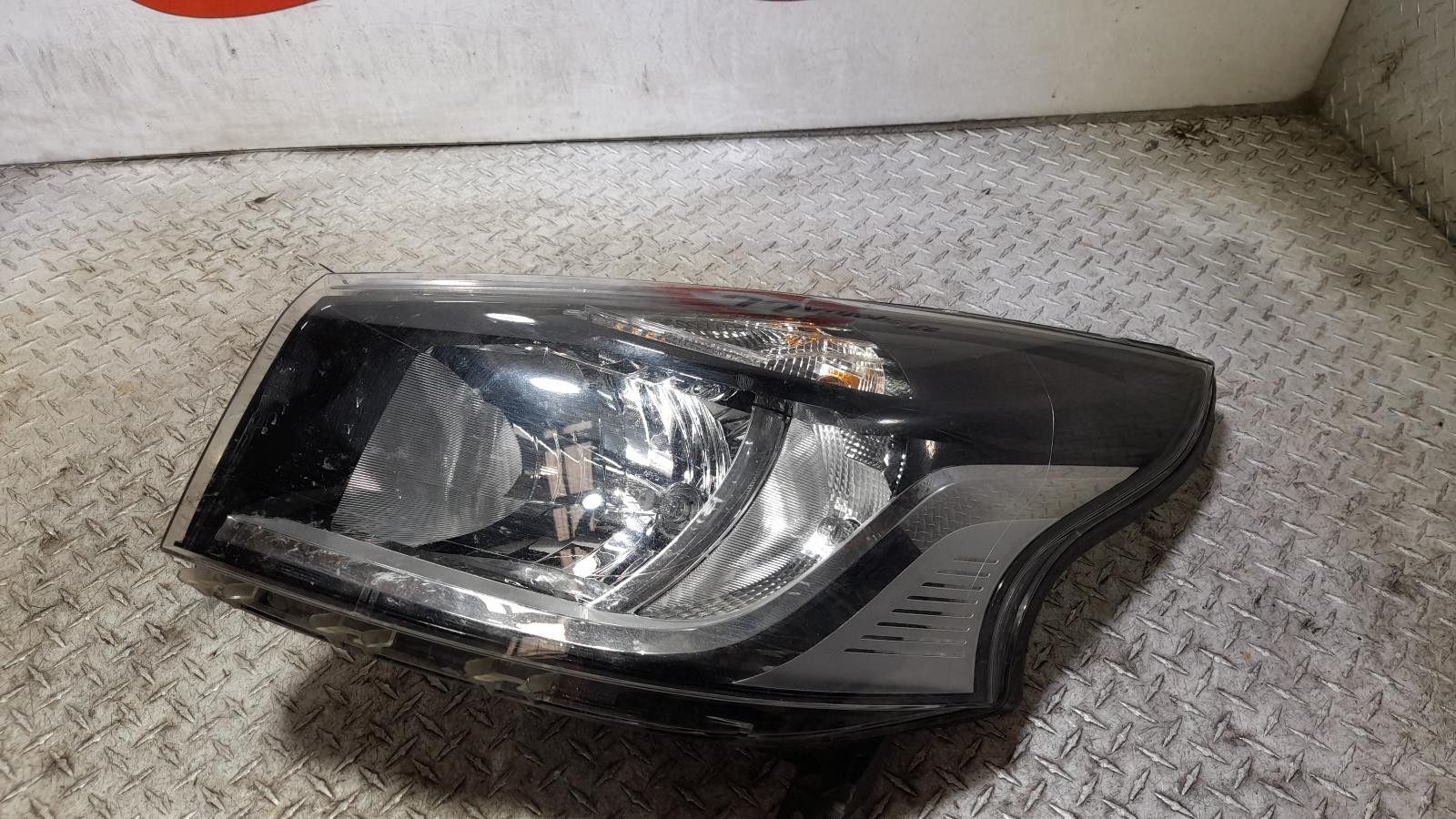 View Auto part Left Headlamp Mitsubishi Express 2020