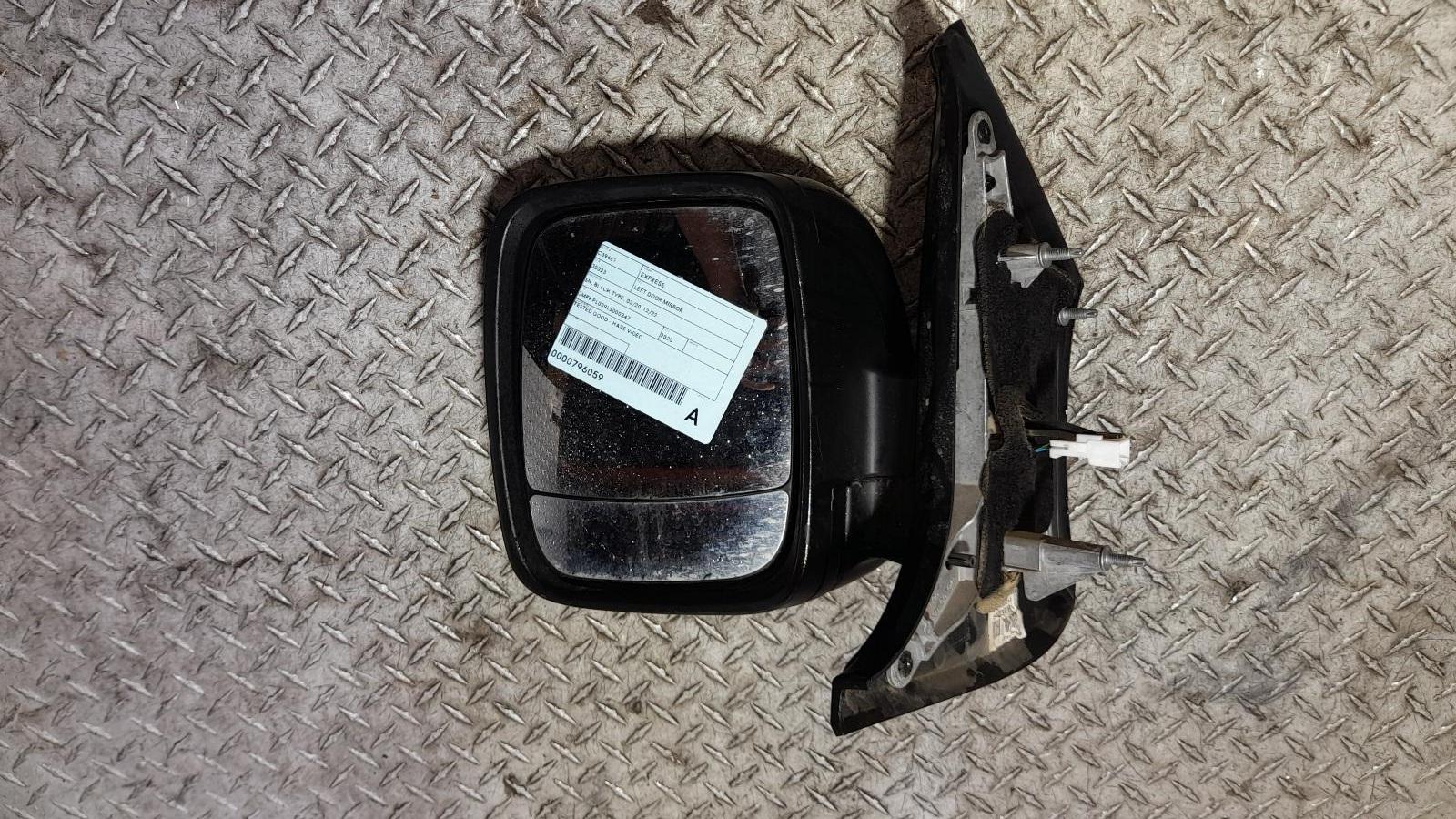 View Auto part Left Door Mirror Mitsubishi Express 2020