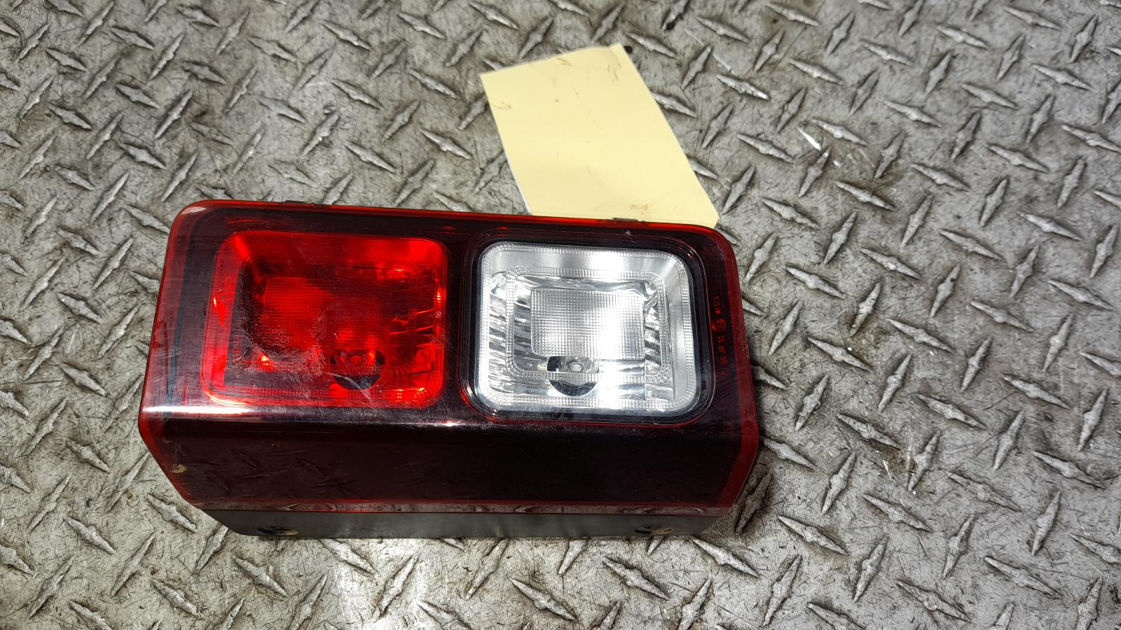 View Auto part Right Taillight Mitsubishi Express 2020