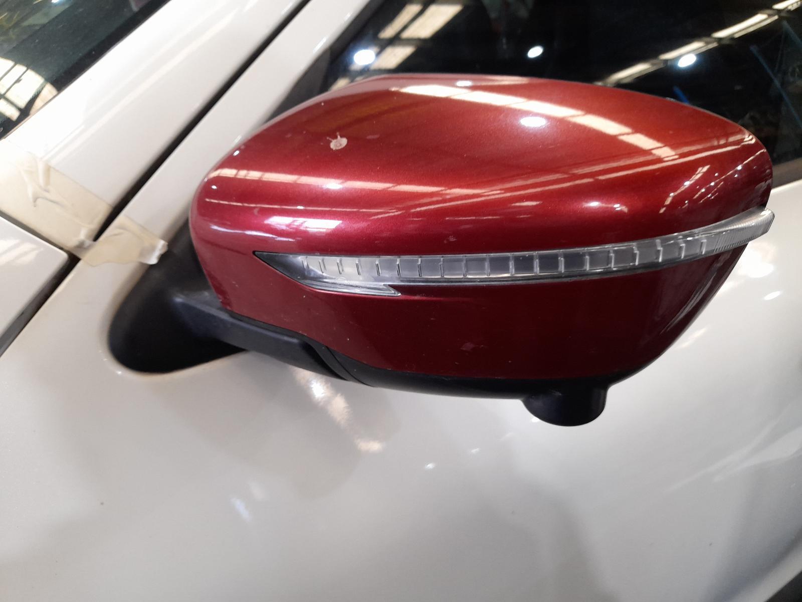 View Auto part Left Door Mirror Nissan Juke 2016
