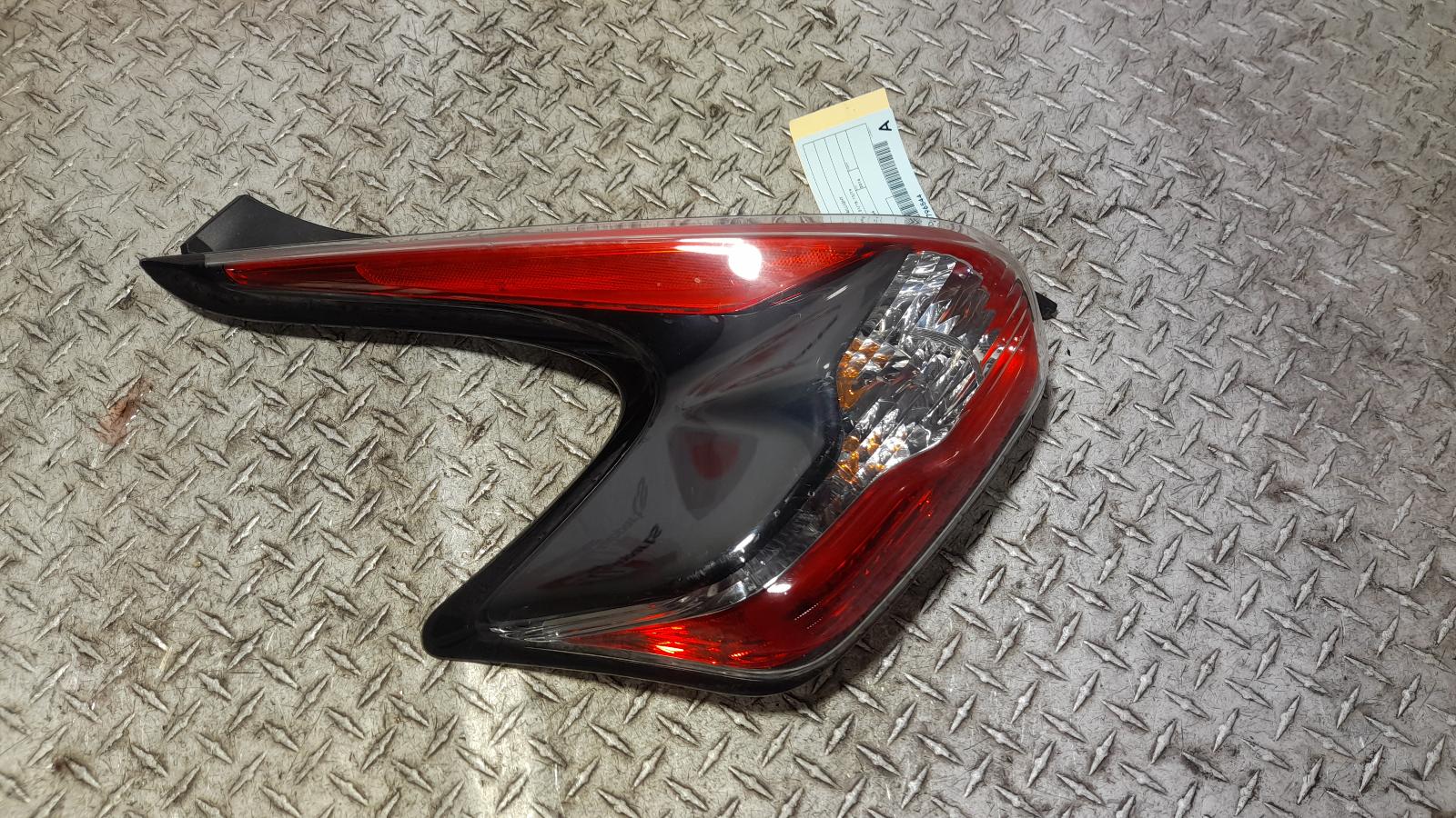 View Auto part Left Taillight Nissan Juke 2016