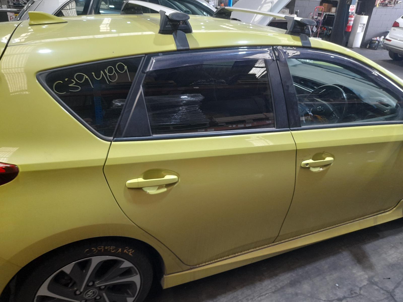 View Auto part Right Rear Door Sliding Toyota Corolla 2015