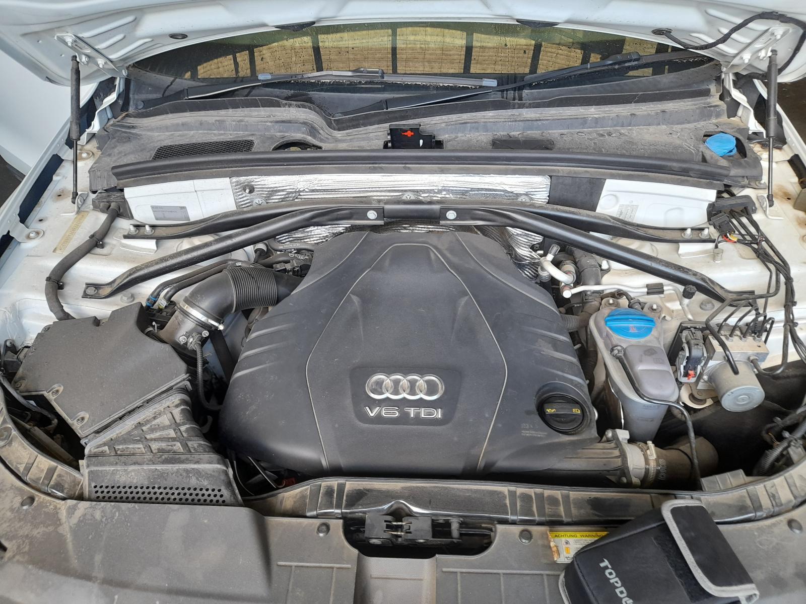 View Auto part Engine Audi Q5 2015