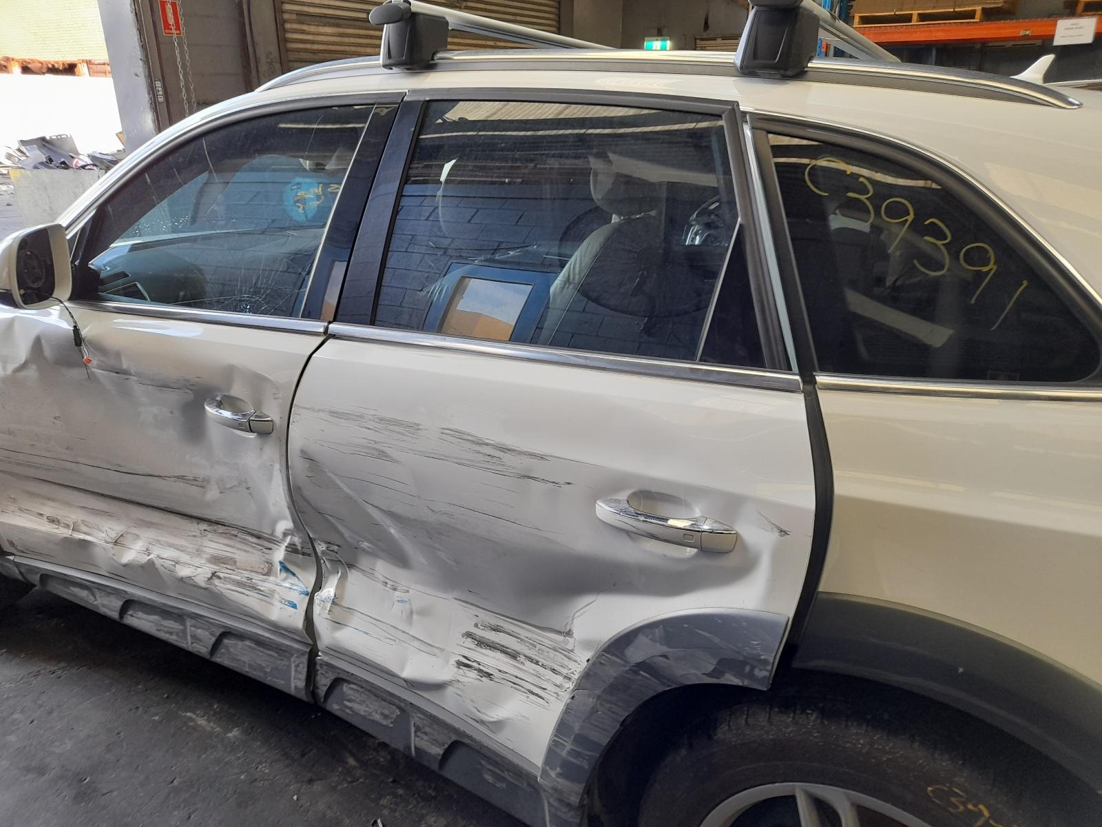 View Auto part Left Rear Door Window Audi Q5 2015