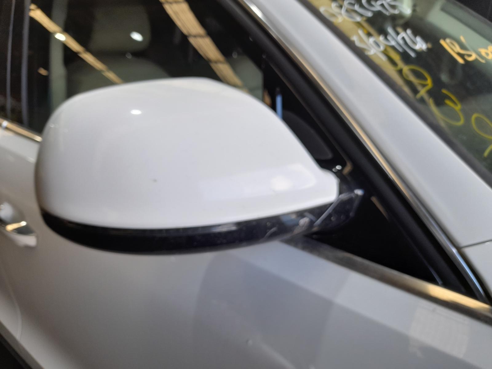 View Auto part Right Door Mirror Audi Q5 2015