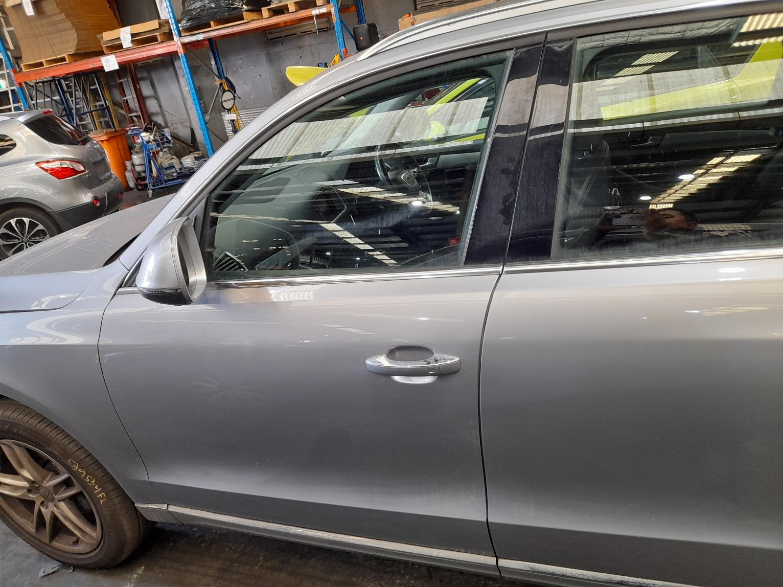 View Auto part Left Front Door Audi Q5 2014
