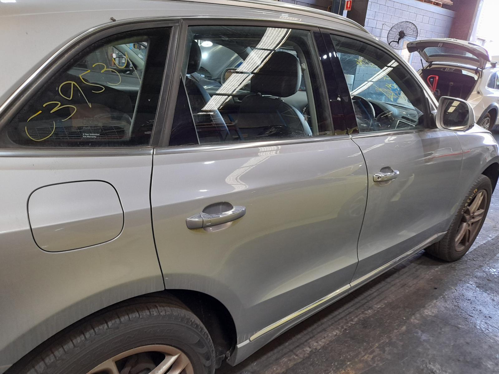 View Auto part Right Rear Door Sliding Audi Q5 2014